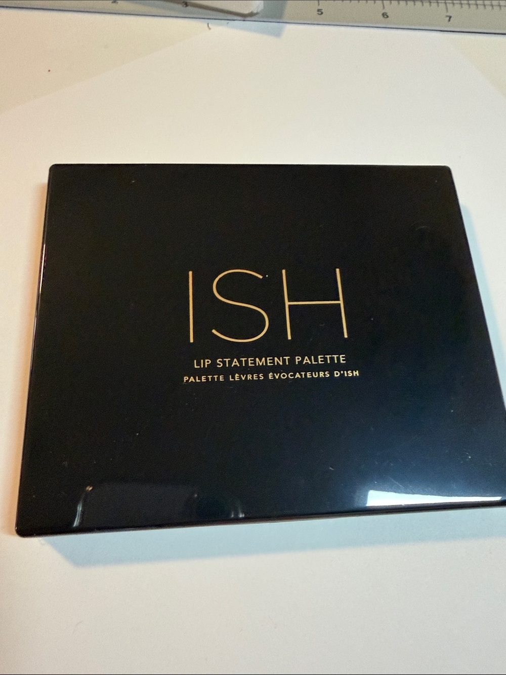 ISH Multi-Shade Lip Palette - Red, Pink, Peach, Nude